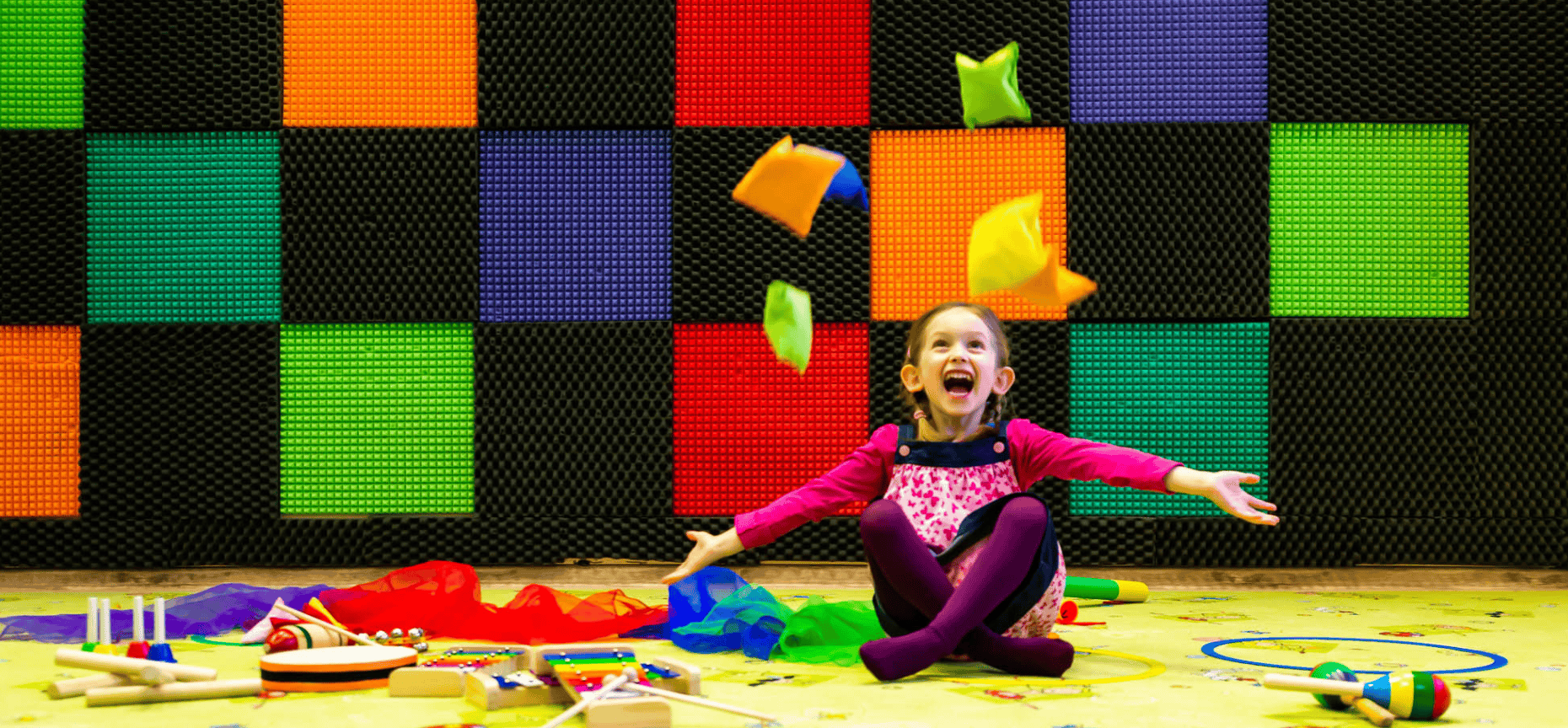 Dlaczego rytmika rozwija muzykalność u dzieci od 2-4 lat?