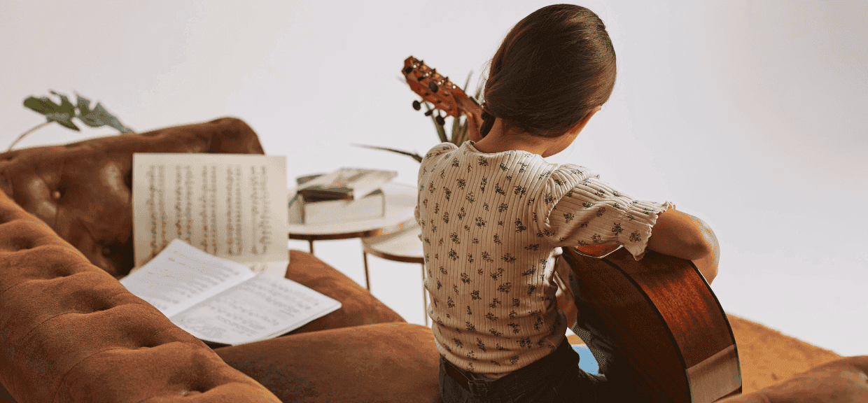 Ćwiczenia muzyczne w domu – jak motywować dziecko do regularnej gry?